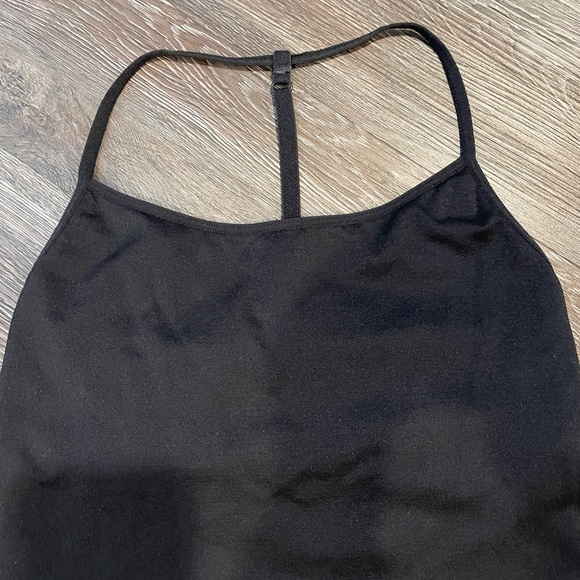 2 for $15 👟 Fabletics Mandy Seamless Tank - Picture 2 of 9